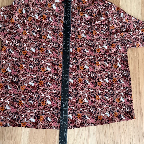 Floral Patterned Long sleeve Cowl Neck Size MP - Picture 10 of 12